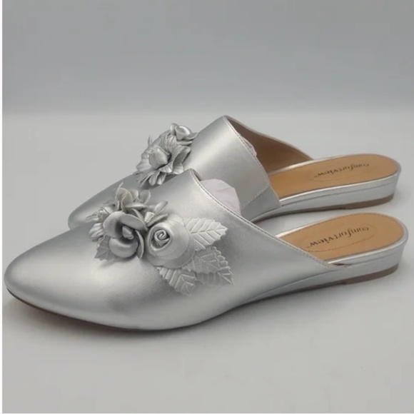 Comfortview Silver Mules Size 11WW - Picture 3 of 8